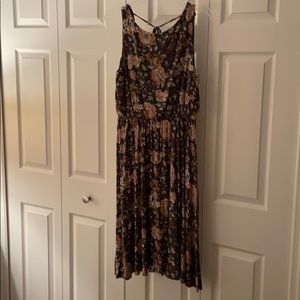 Loft ruffle back dress